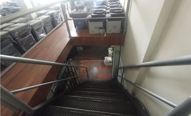 ACSI 1402, CASA COMERCIAL EN VENTA – ZONA DE CONSECIONARIOS AV. BOYAC