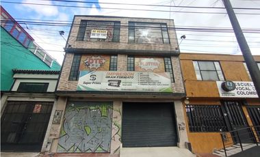 ACSI 1402, CASA COMERCIAL EN VENTA – ZONA DE CONSECIONARIOS AV. BOYAC