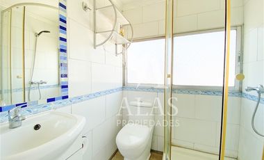 Casa en Arriendo en Mall Los Domínicos | Arriendo Casa (4D3B) | Las Condes | Alas Propiedades