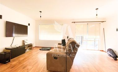 Casa en Arriendo en Mall Los Domínicos | Arriendo Casa (4D3B) | Las Condes | Alas Propiedades