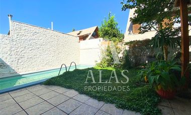 Casa en Arriendo en Mall Los Domínicos | Arriendo Casa (4D3B) | Las Condes | Alas Propiedades