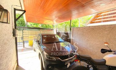 Casa en Arriendo en Mall Los Domínicos | Arriendo Casa (4D3B) | Las Condes | Alas Propiedades