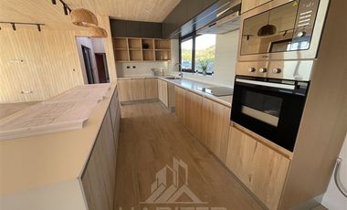 Casa en Arriendo en Lote 290, Condominio Casa Parque, Los Cristales