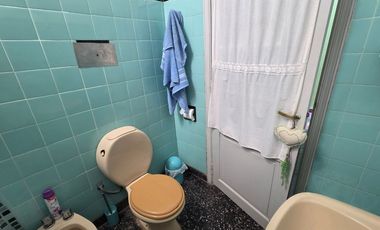 VENTA PH TIPO CASA AL FRENTE 2AMB QUILMES