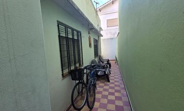 VENTA PH TIPO CASA AL FRENTE 2AMB QUILMES