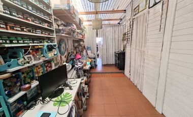 VENTA CASA 5 AMB CON PATIO Y COCHERA, QUILMES