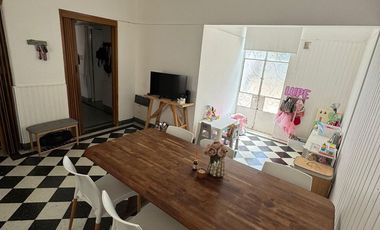 VENTA CASA 2 DORMITORIOS - ZONA CENTRO