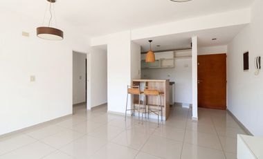 VENTA DEPTO 2 AMBIENTES CON COCHERA EN FLORIDA