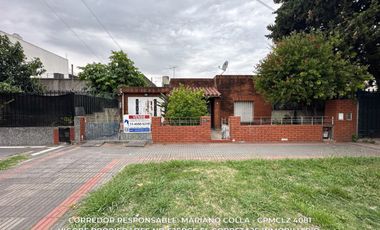 Casa 3 ambientes 300 m² en venta con cochera en Temperley APTA CREDITO