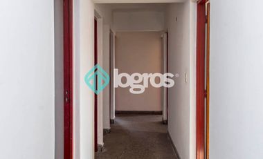 AMPLIO DEPARTAMENTO EN VENTA - MACROCENTRO - SALTA