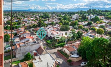 AMPLIO DEPARTAMENTO EN VENTA - MACROCENTRO - SALTA