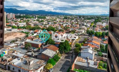 AMPLIO DEPARTAMENTO EN VENTA - MACROCENTRO - SALTA