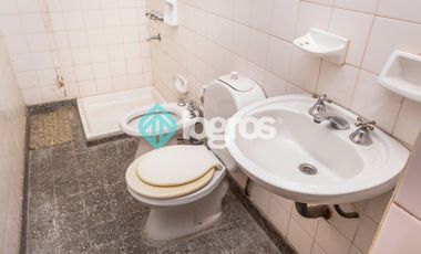 AMPLIO DEPARTAMENTO EN VENTA - MACROCENTRO - SALTA