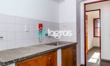 AMPLIO DEPARTAMENTO EN VENTA - MACROCENTRO - SALTA