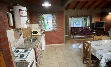 DOS CABANAS  EN   VENTA SIERRA DE LA VENTANA  CON PILETA  EN BARRIO SAN BERNARDO CON TODOS LOS SERVICIOS