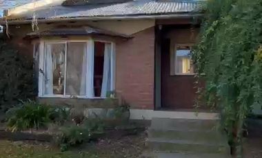 DOS CABANAS  EN   VENTA SIERRA DE LA VENTANA  CON PILETA  EN BARRIO SAN BERNARDO CON TODOS LOS SERVICIOS