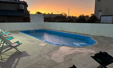 DOS CABANAS  EN   VENTA SIERRA DE LA VENTANA  CON PILETA  EN BARRIO SAN BERNARDO CON TODOS LOS SERVICIOS