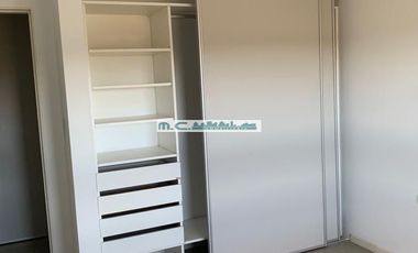 ALQ. ANUAL. MALAGUEÑO. MILENICA IV. DPTO UN DORM. c/ BALCÓN + COCHERA c/ BAULERA