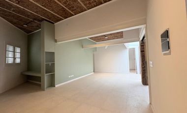 Casa tipo PH 4 ambientes totalmente remodelada oportunidad lista para habitar