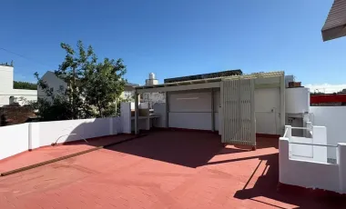 Casa tipo PH 4 ambientes totalmente remodelada oportunidad lista para habitar