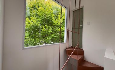 Casa tipo PH 4 ambientes totalmente remodelada oportunidad lista para habitar
