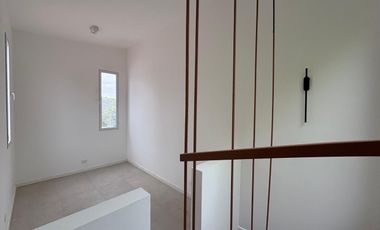 Casa tipo PH 4 ambientes totalmente remodelada oportunidad lista para habitar