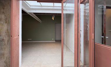 Casa tipo PH 4 ambientes totalmente remodelada oportunidad lista para habitar