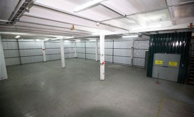 Bodega en Arriendo en Av.Quilin // Pedro de Valdivia // Obispo Arturo Espinoza