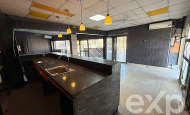 Local Comercial en Arriendo en avenida general rondizzoni cerca parque o'higgins