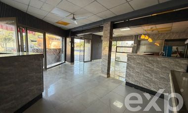 Local Comercial en Arriendo en avenida general rondizzoni cerca parque o'higgins
