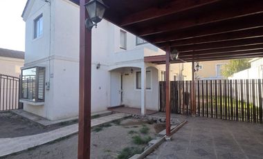 Se arrienda Hermosa Casa Los Torreones Villa Alemana
