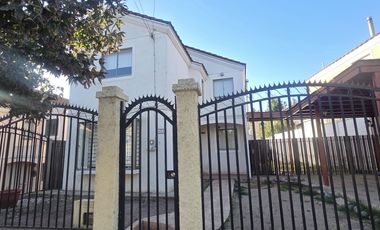 Se arrienda Hermosa Casa Los Torreones Villa Alemana