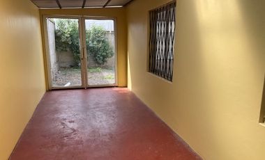 Vende acogedora casa La Calera, 3 dormitorios, movilización