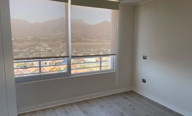 Arrienda departamento nuevo; excelente vista y ubicación.