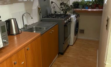 DEPARTAMENTO 3 DORMITORIOS, 1 BAÑO, EN SEGUNDO PISO