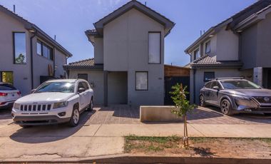 CASA EN ARRIENDO  MACHALI 2D 3B