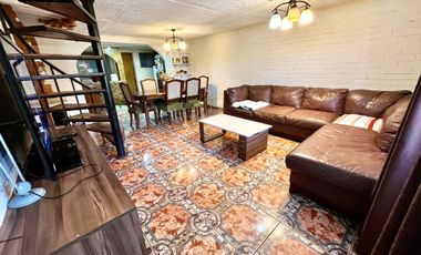 CASA DE 4 DORMITORIOS A LA VENTA