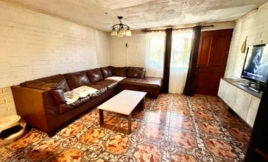 CASA DE 4 DORMITORIOS A LA VENTA