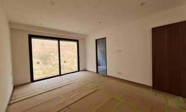 Venta  de Residencia en Bosque Real Privada Girasoles