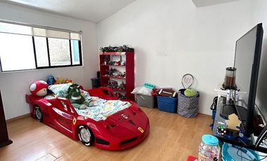 Renta Excelente Casa en Condado de Sayavedra