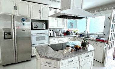 Renta Excelente Casa en Condado de Sayavedra