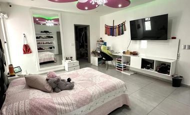 VENTA DE CASA EN JARDIN REAL DENTRO DEL COTO 8 ZAPOPAN JAL