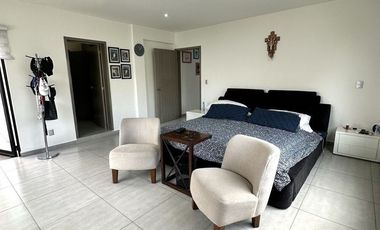 VENTA DE CASA EN JARDIN REAL DENTRO DEL COTO 8 ZAPOPAN JAL