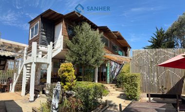 Terreno con operación hotelera y comercial - Pichilemu