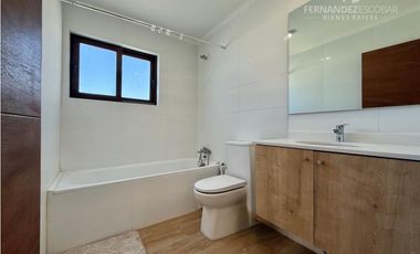 RINCONADA - VENDE ARRIENDA CASA 4D 3B PISCINA - COND. EL SAUCE