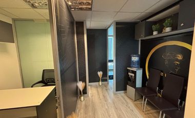 OFICINA EXCELENTE UBICACION PROVIDENCIA