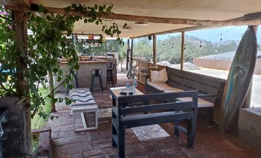 GRAN OPORTUNIDAD DE INVERSIÓN!. Parcela con 2 casas independientes.