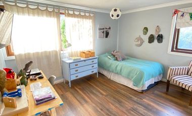 GRAN OPORTUNIDAD DE INVERSIÓN!. Parcela con 2 casas independientes.