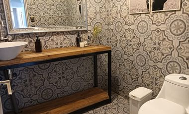 GRAN OPORTUNIDAD DE INVERSIÓN!. Parcela con 2 casas independientes.