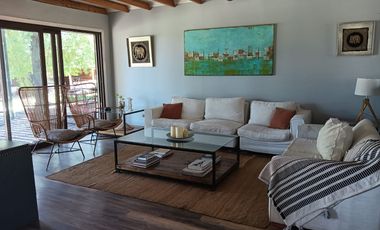 GRAN OPORTUNIDAD DE INVERSIÓN!. Parcela con 2 casas independientes.